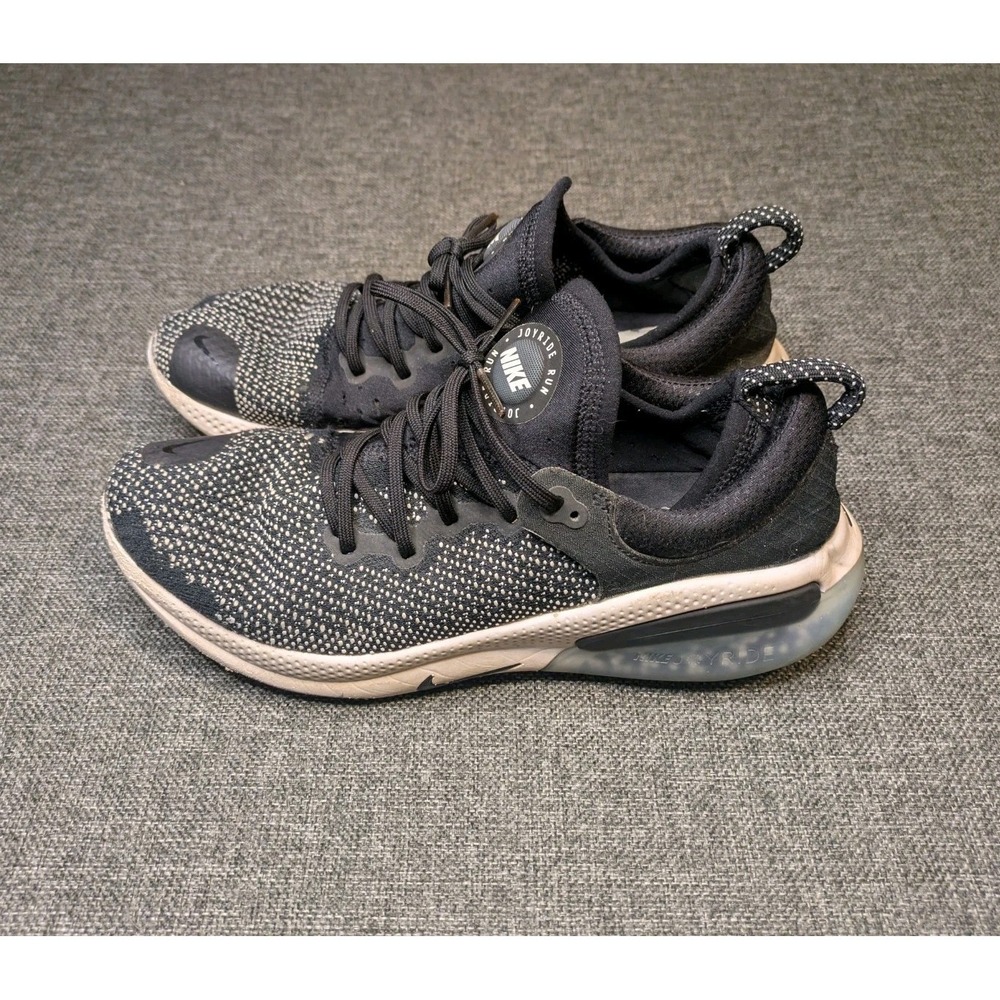 Nike Joyride Run Flyknit Oreo Mens 9 US Running Athletic Shoes Black Sneakers